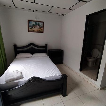 Hotel Andalucia Inn Σάντα Μάρτα Εξωτερικό φωτογραφία