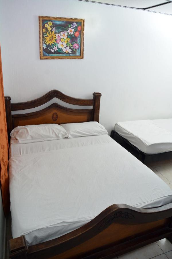 Hotel Andalucia Inn Σάντα Μάρτα Εξωτερικό φωτογραφία