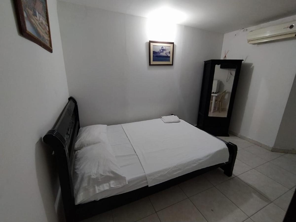 Hotel Andalucia Inn Σάντα Μάρτα Εξωτερικό φωτογραφία