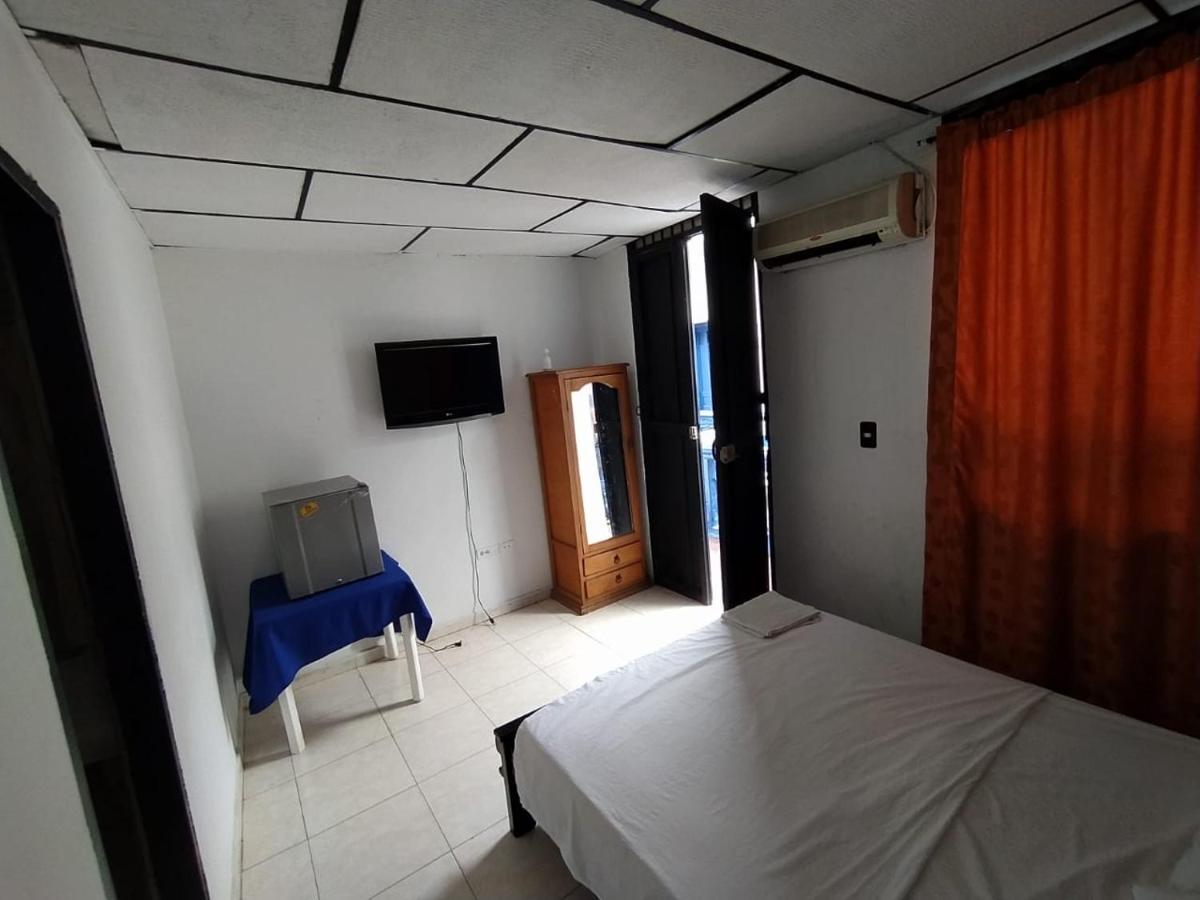 Hotel Andalucia Inn Σάντα Μάρτα Εξωτερικό φωτογραφία